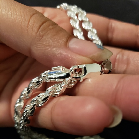 Silver rope necklace - Picture 2 of 4
